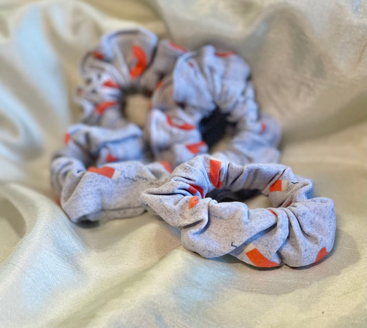 Magnetic Attraction Scrunchies